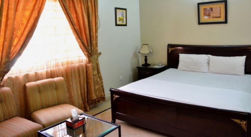 Luxury Inn Karachi Exterior foto